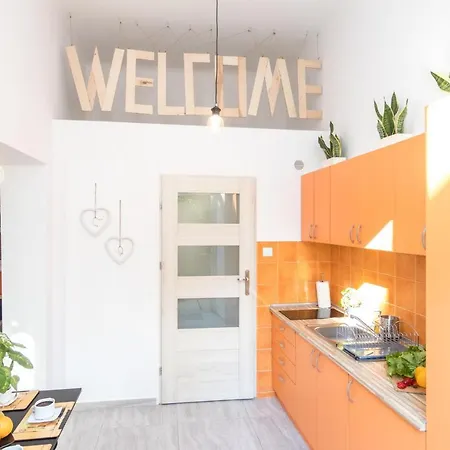 Cracow Location With Garden By Cozyplace Lägenhet *