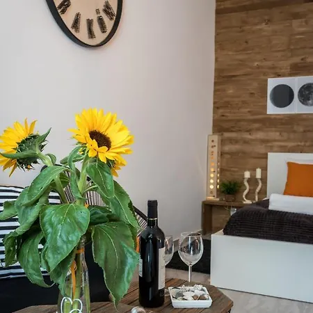 Cracow Location With Garden By Cozyplace