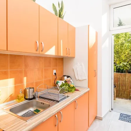 Cracow Location With Garden By Cozyplace Apartament Kraków