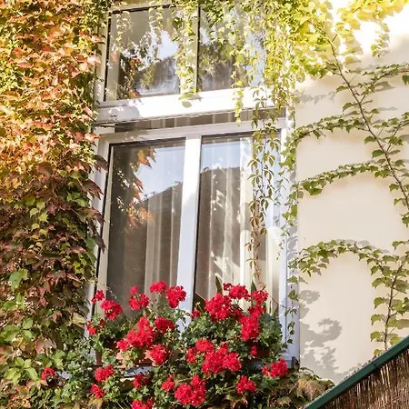 Cracow Location With Garden By Cozyplace *