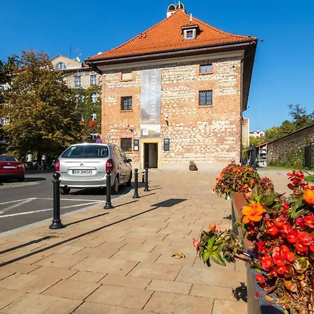 Cracow Location With Garden By Cozyplace *