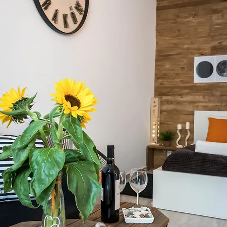 Apartamento Cracow Location With Garden By Cozyplace