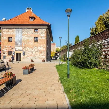 아파트 Cracow Location With Garden By Cozyplace *