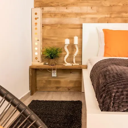 아파트 Cracow Location With Garden By Cozyplace *