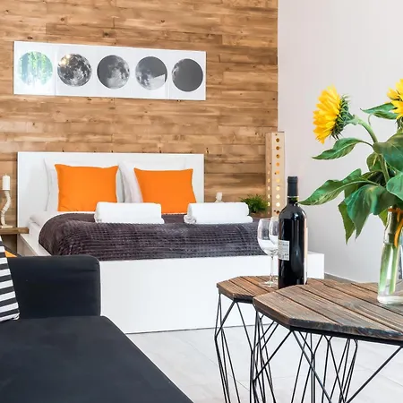 Cracow Location With Garden By Cozyplace Apartament Kraków